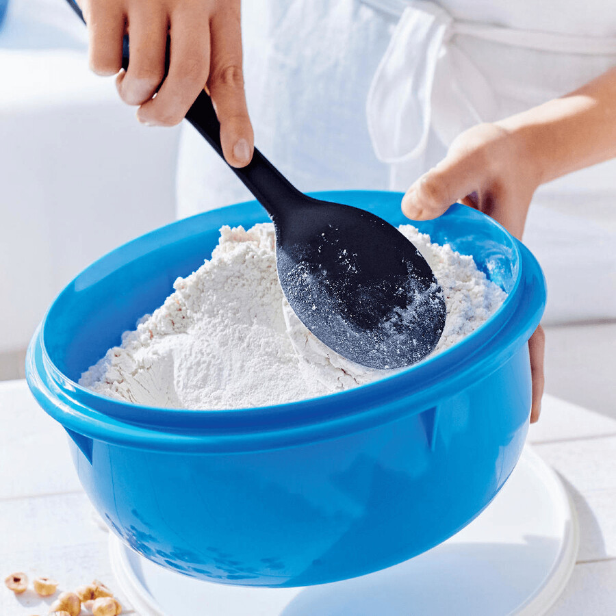 simple spoon zwart verbergt eventuele vlekken terwijl het handvat van de simple spoon een eigen kleur heeft voor gemakkelijke herkenning in keukenlades.